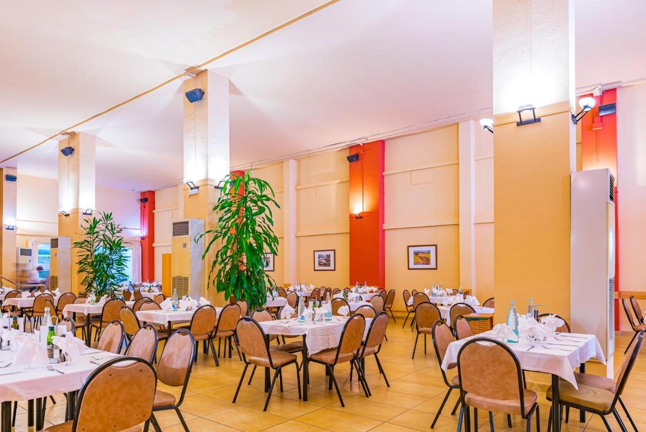 Xon'S Platja Ha Hotel Емпуриабрава Екстериор снимка