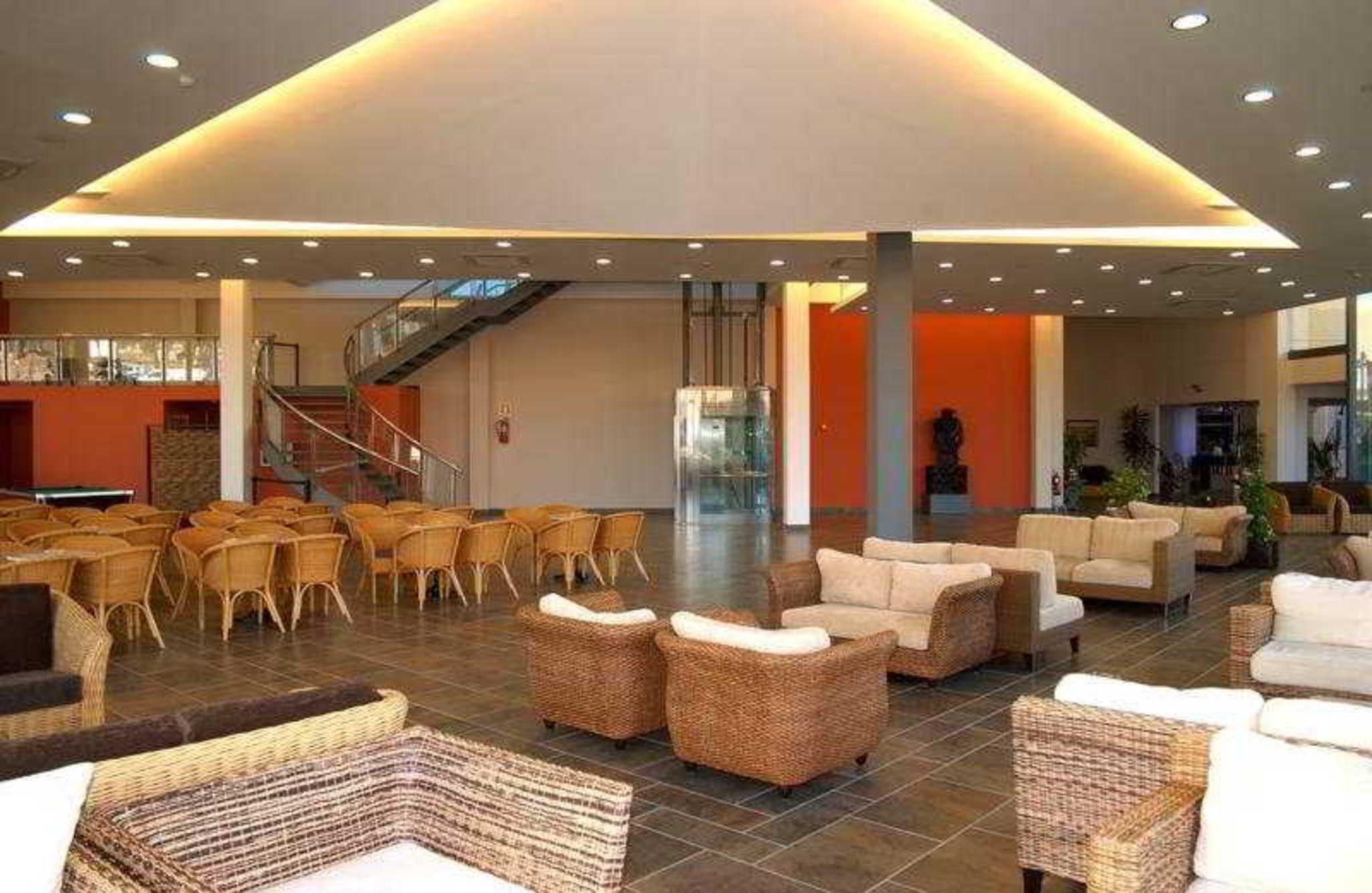 Xon'S Platja Ha Hotel Емпуриабрава Екстериор снимка