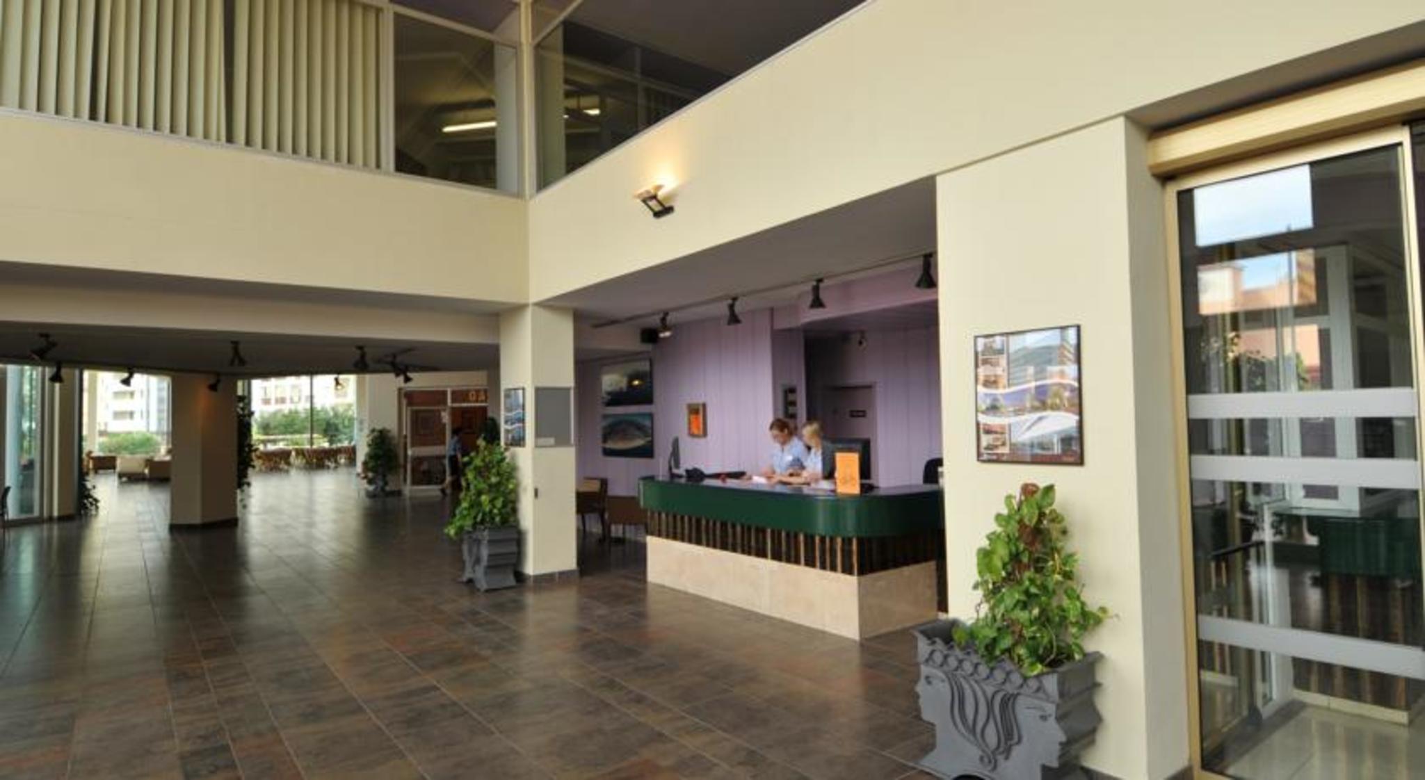 Xon'S Platja Ha Hotel Емпуриабрава Екстериор снимка